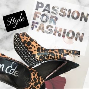 Edelman leopard shoes